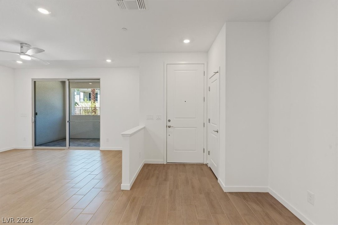 11446 Ethereal Landing Avenue Property Photo 8