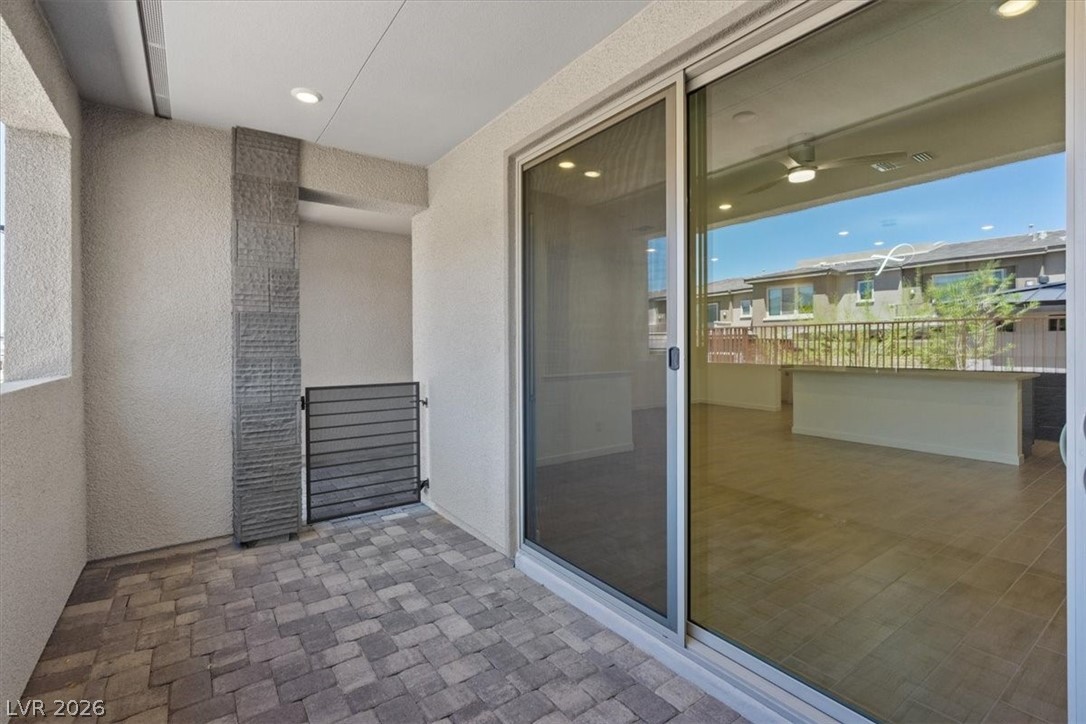 11446 Ethereal Landing Avenue Property Photo 10