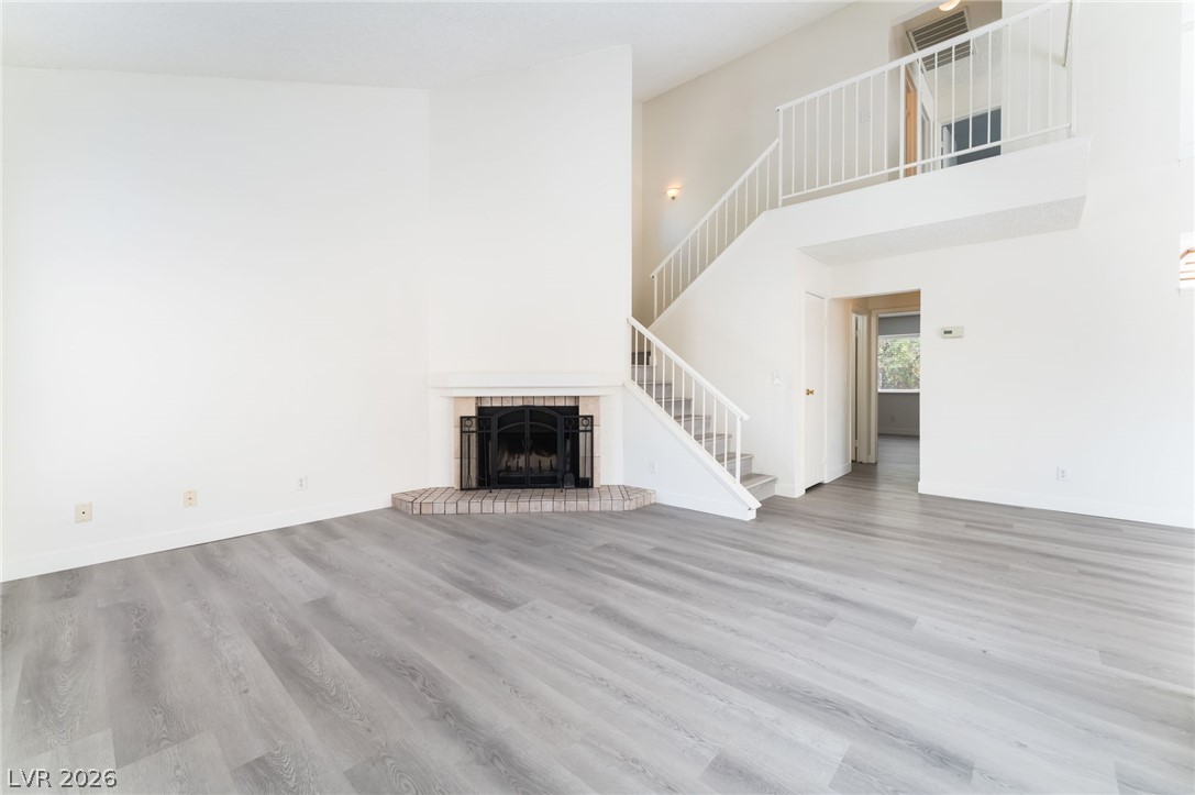 3645 Veneer Lane Property Photo 6