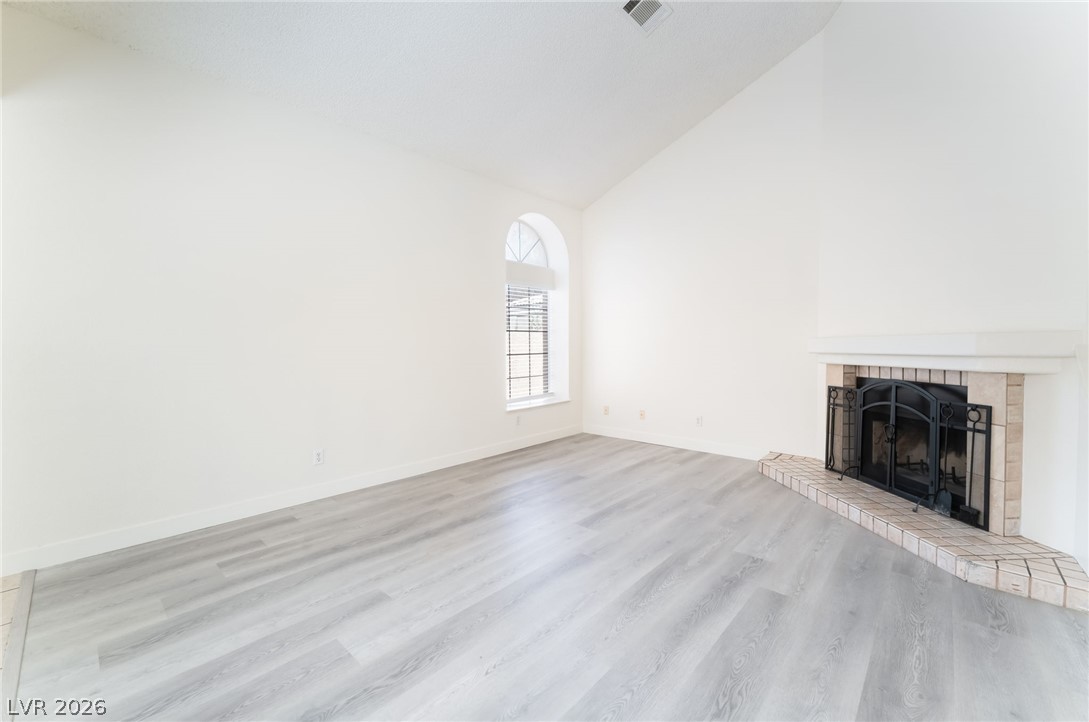 3645 Veneer Lane Property Photo 10