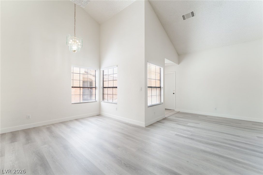 3645 Veneer Lane Property Photo 14