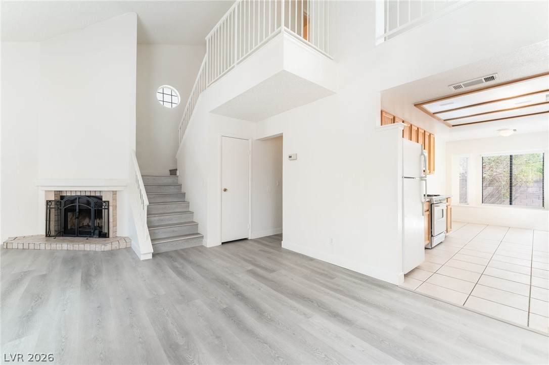 3645 Veneer Lane Property Photo 17