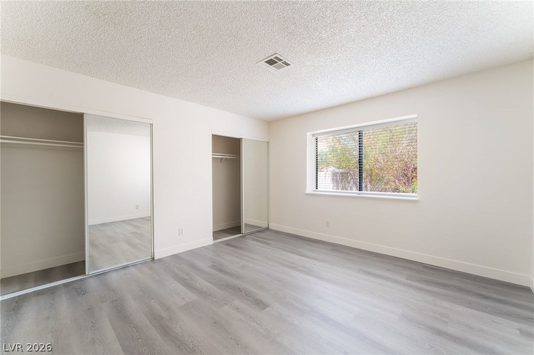 3645 Veneer Lane Property Photo 28