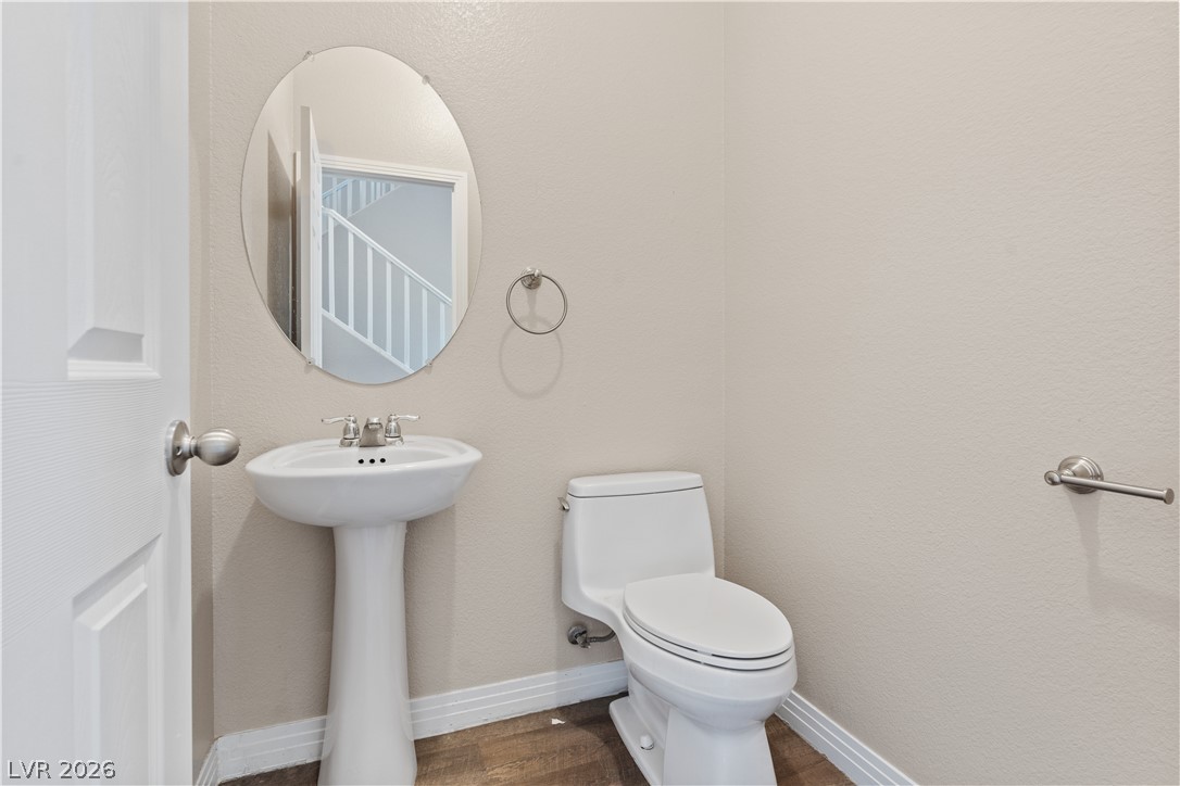 1121 Copper Grass Street Property Photo 19