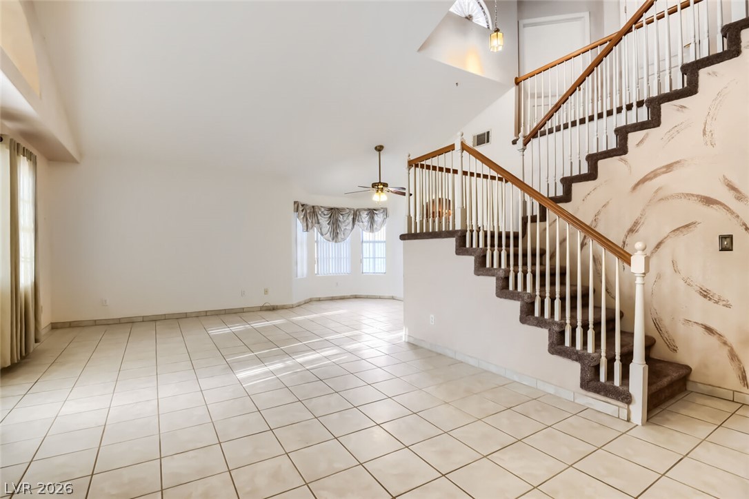 5242 Willowdale Court Property Photo 4