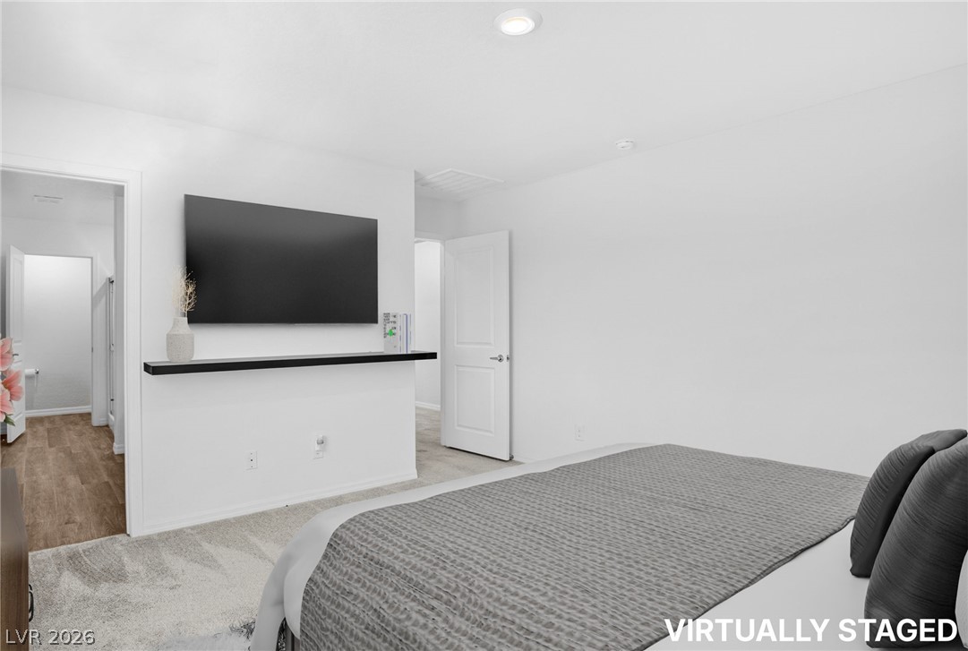 1586 Gold Sunset Avenue Property Photo 17