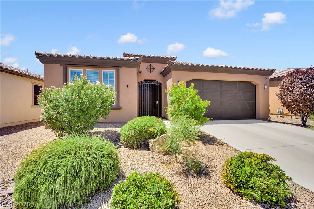 3829 Riviera Regal Avenue Property Photo 1