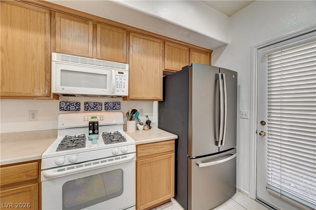 9785 Spinnaker Creek Avenue Property Photo 8