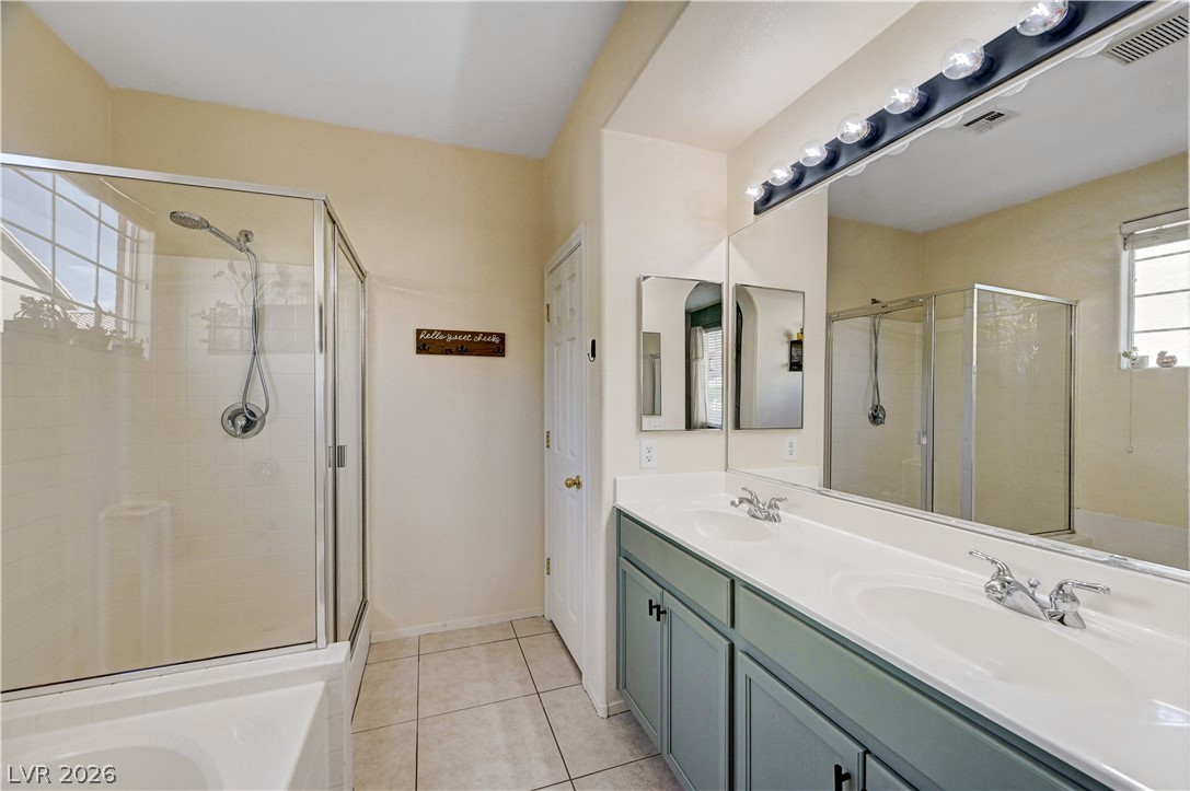 9785 Spinnaker Creek Avenue Property Photo 10