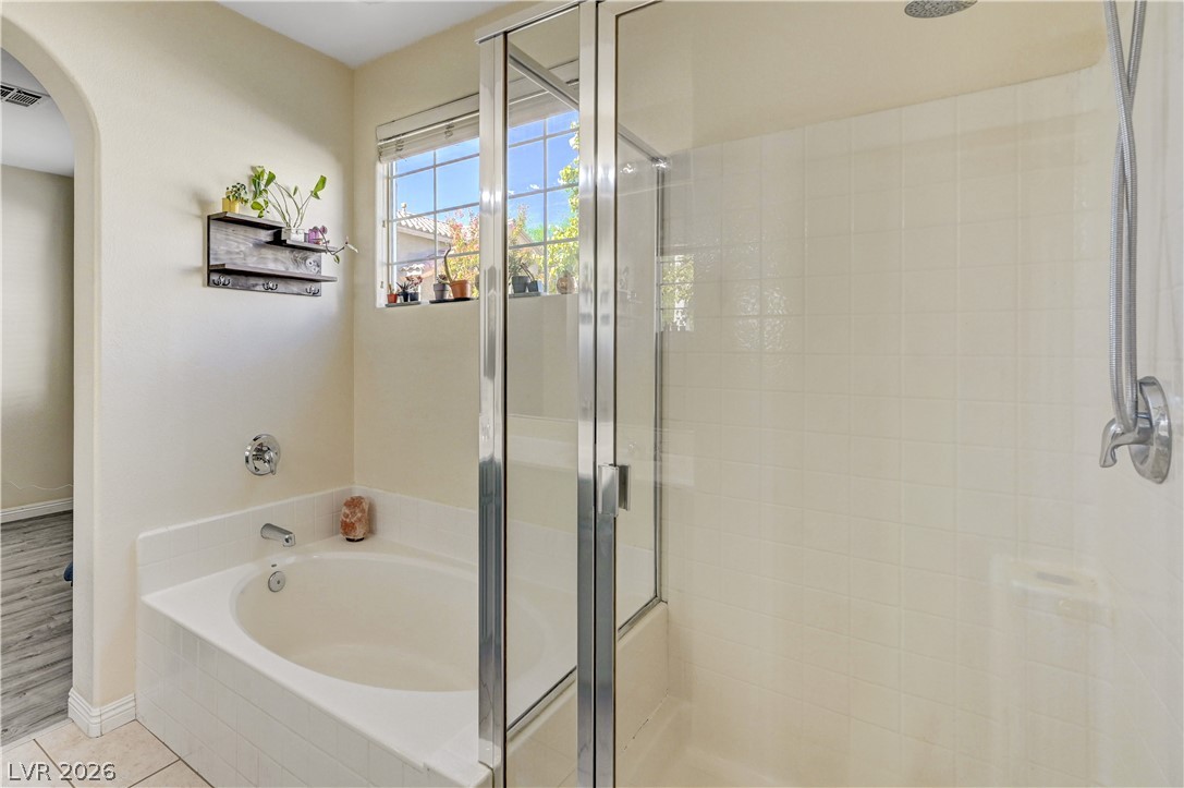 9785 Spinnaker Creek Avenue Property Photo 11