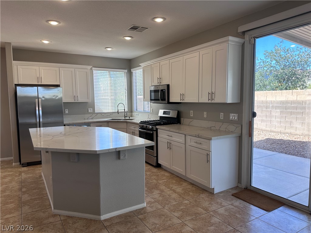 6789 Gold Yarrow Street Property Photo 6
