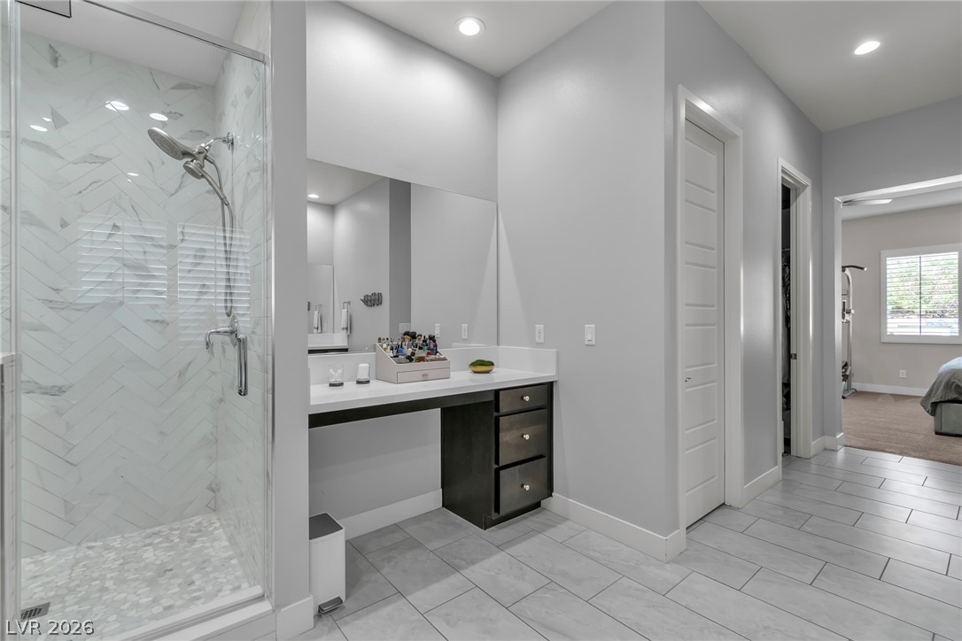 8233 Sweetwater Creek Way Property Photo 33