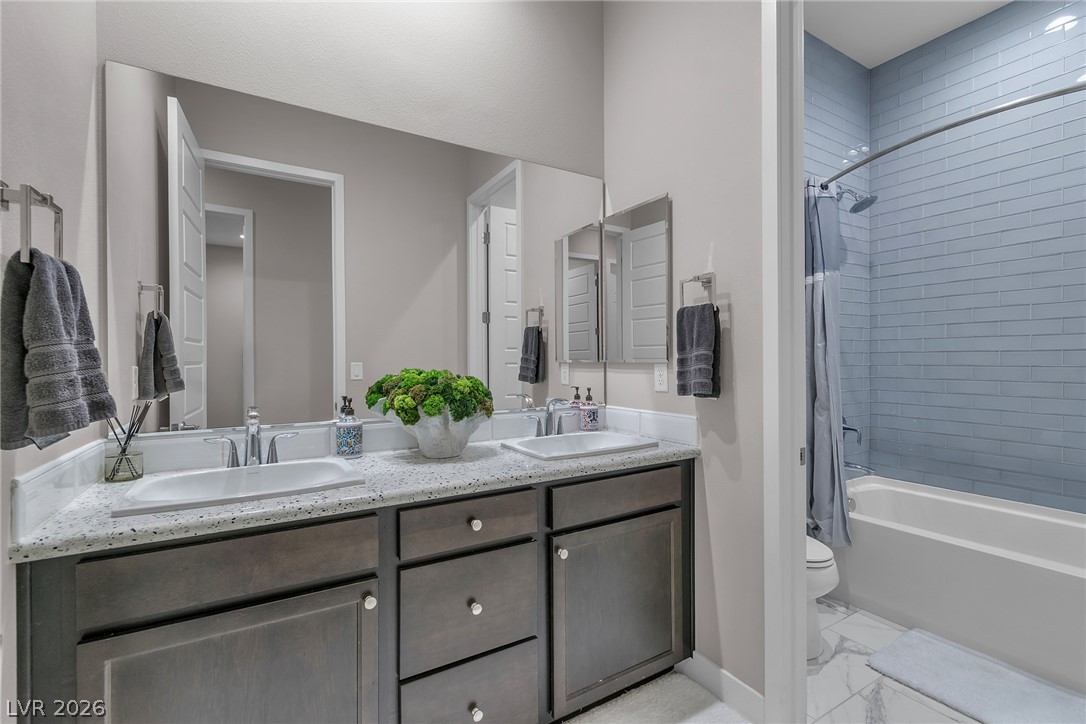 8233 Sweetwater Creek Way Property Photo 45