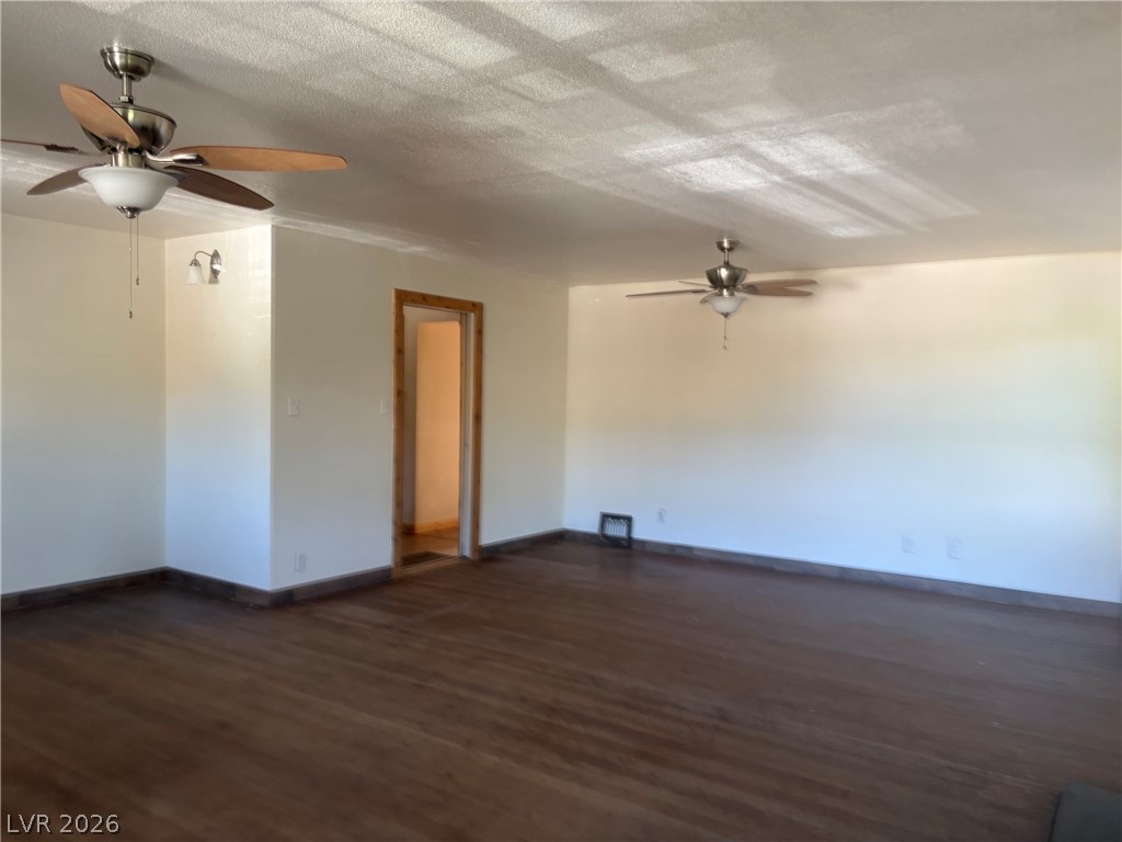 1071 Canyon Street Property Photo 4