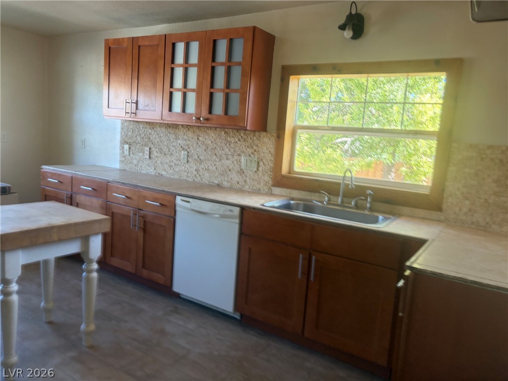 1071 Canyon Street Property Photo 6