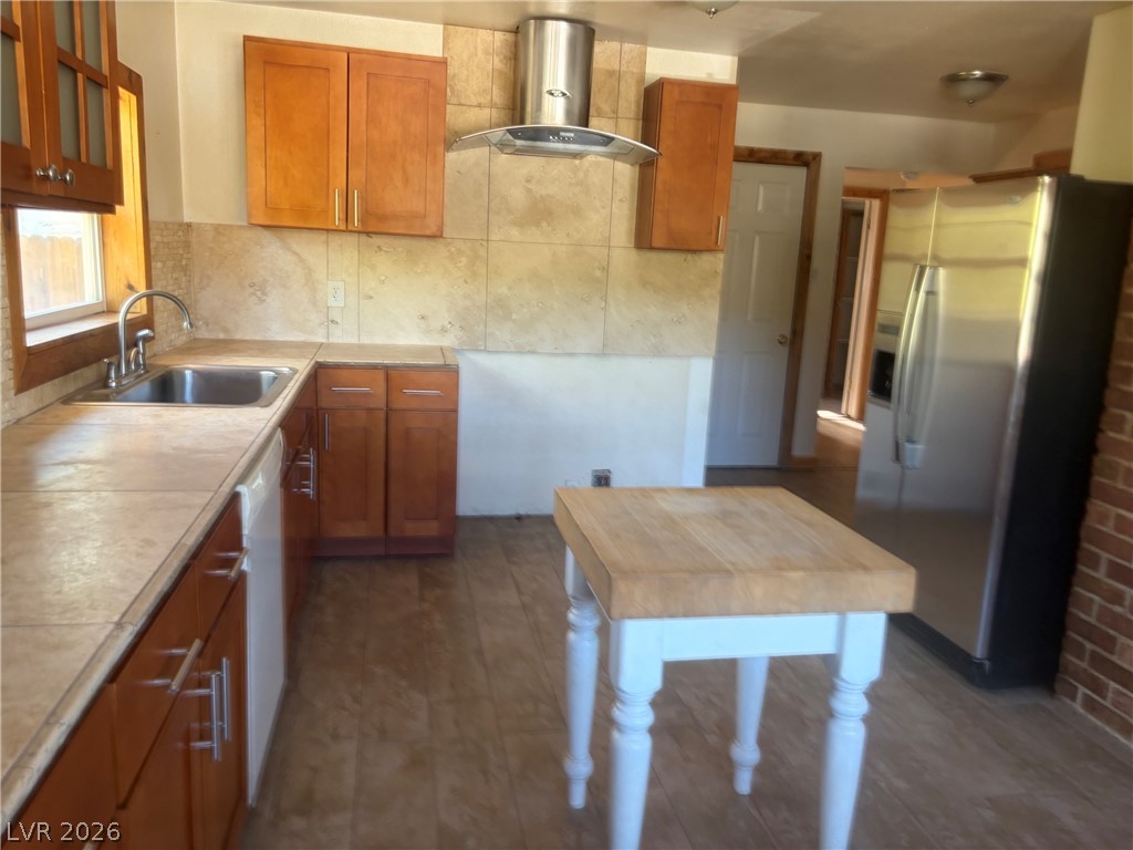 1071 Canyon Street Property Photo 8
