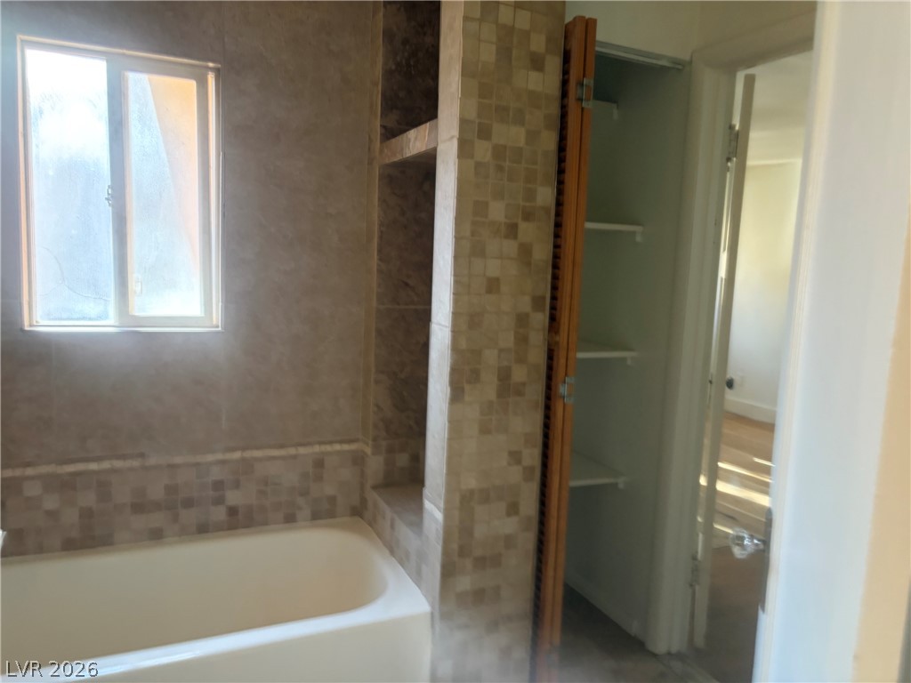 1071 Canyon Street Property Photo 11