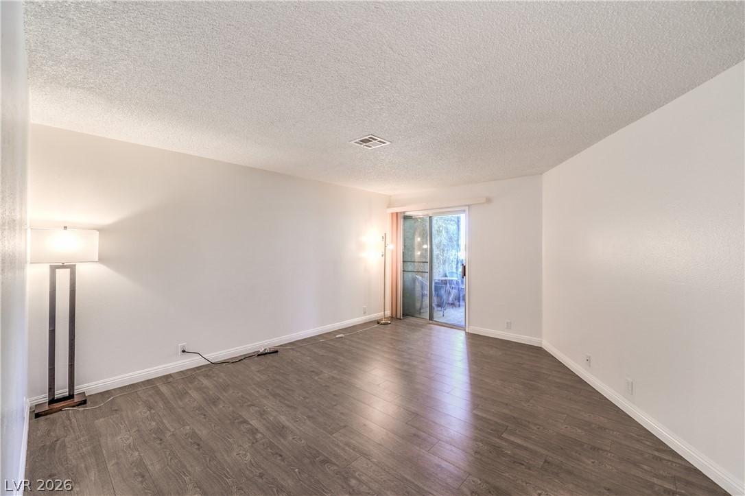 5181 Pioneer Avenue 202 Property Photo 16
