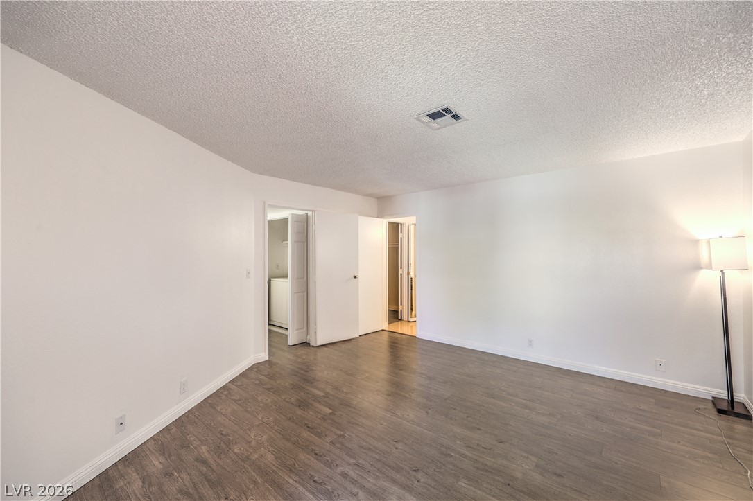 5181 Pioneer Avenue 202 Property Photo 18