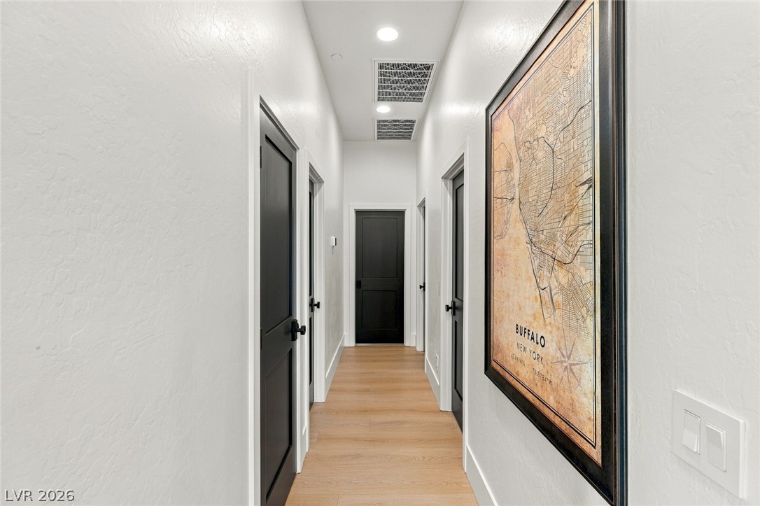 40 Stonemark Drive Property Photo 11