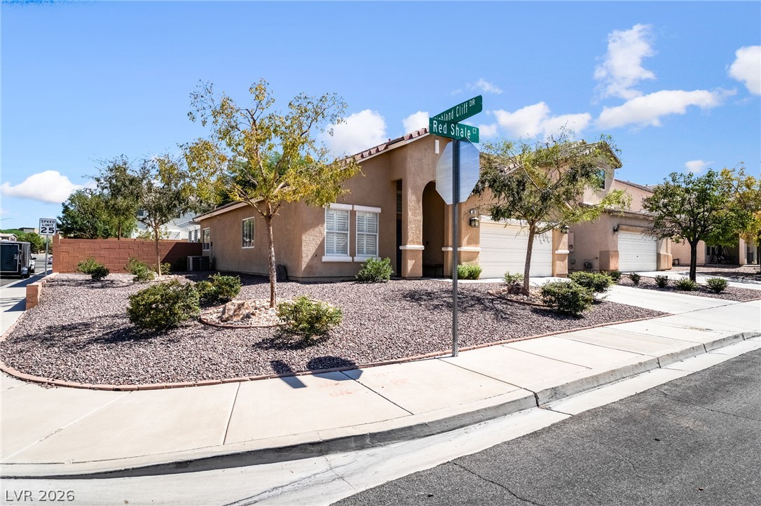 500 Red Shale Court Property Photo 3