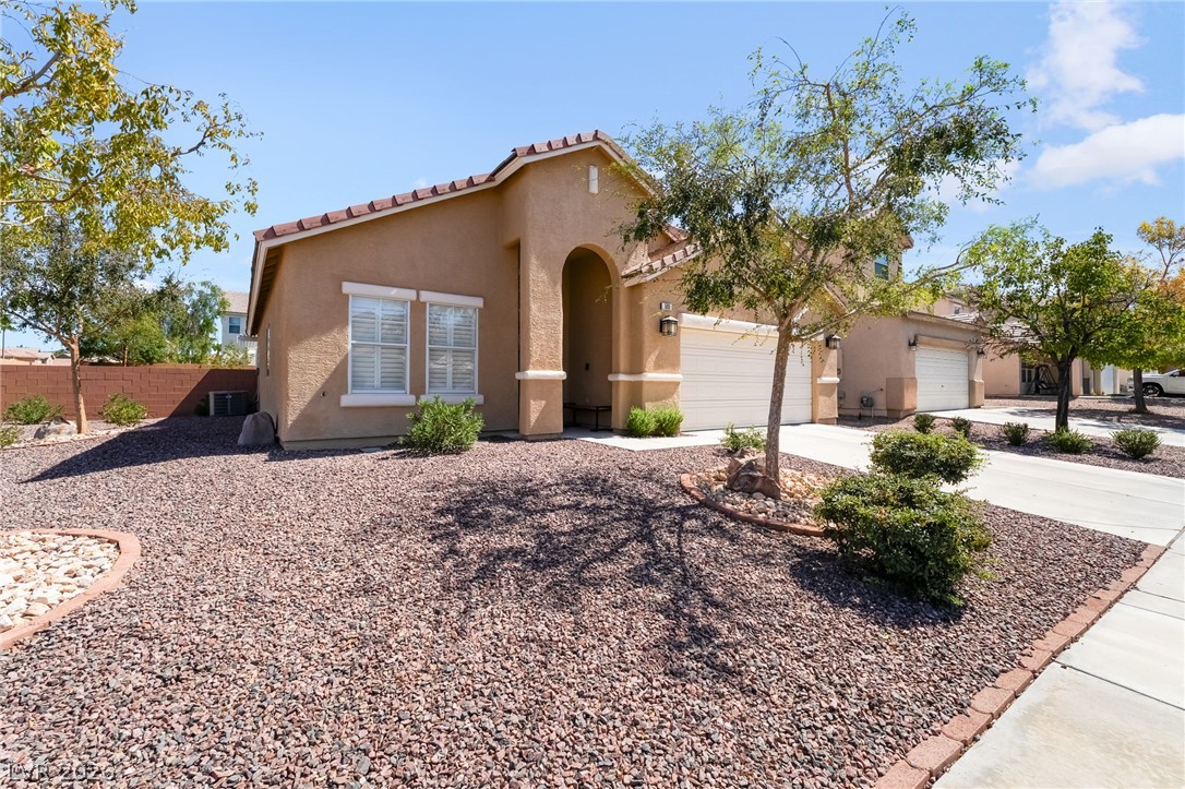 500 Red Shale Court Property Photo 4