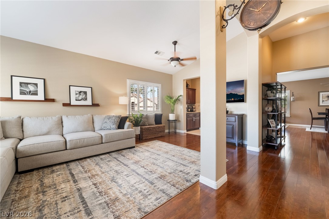 500 Red Shale Court Property Photo 7