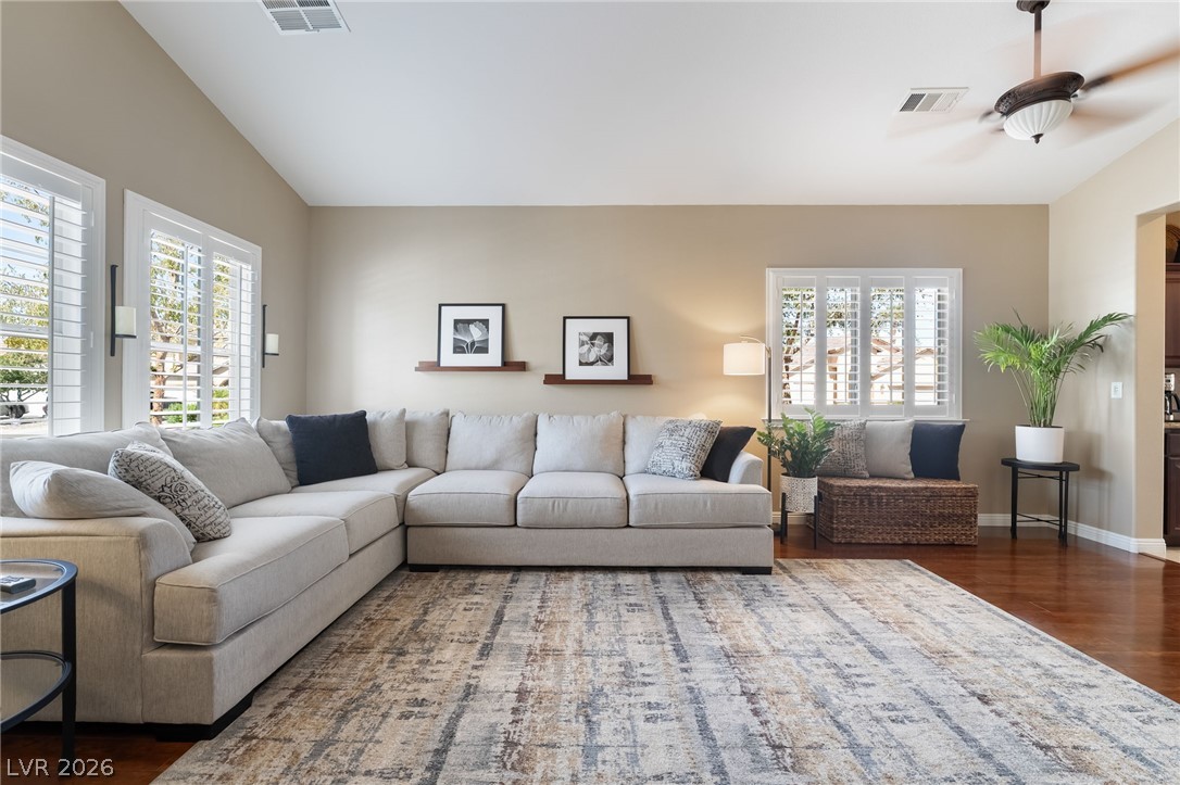500 Red Shale Court Property Photo 8