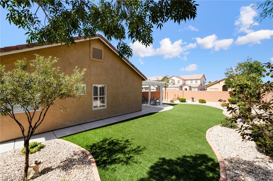 500 Red Shale Court Property Photo 42