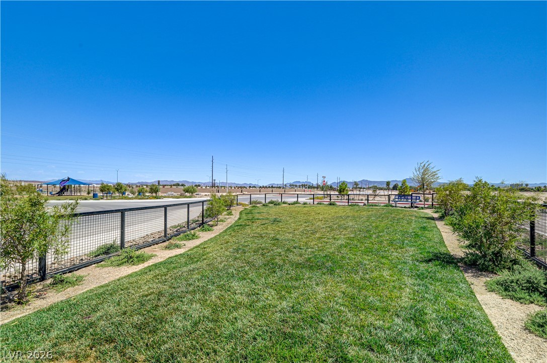 2960 Fire Cracker Red Street Property Photo 41