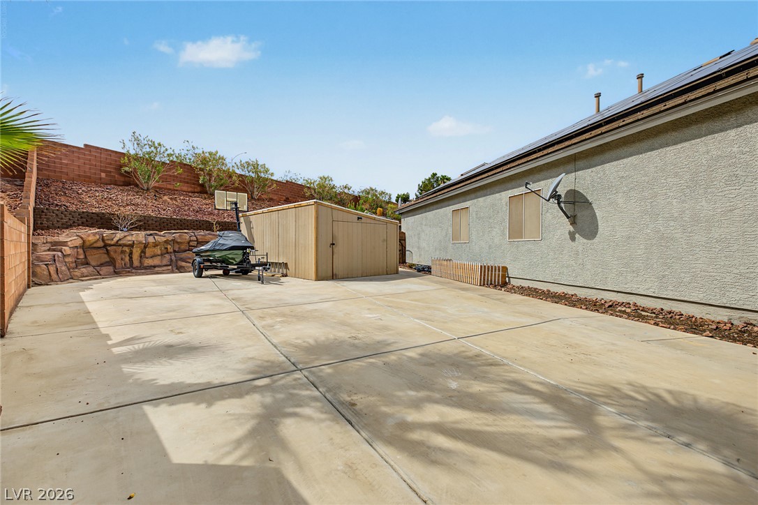 733 Smokey Mountain Avenue Property Photo 7