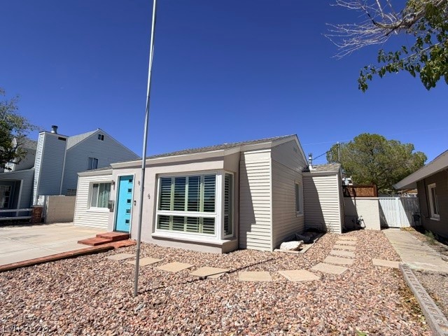 816 8th Street Property Photo 3