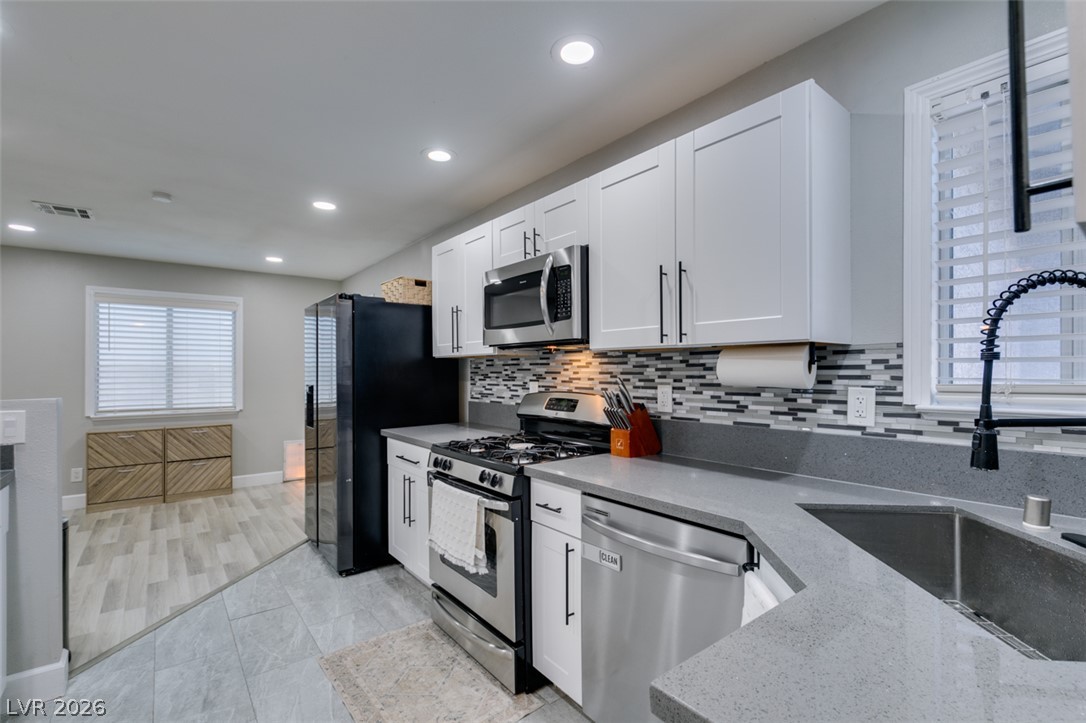 847 Shoreview Drive Property Photo 12