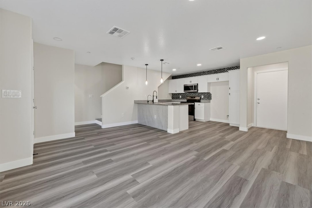 6811 Sage Gold Court Property Photo 15