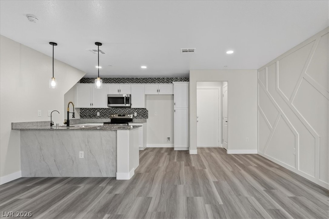 6811 Sage Gold Court Property Photo 16