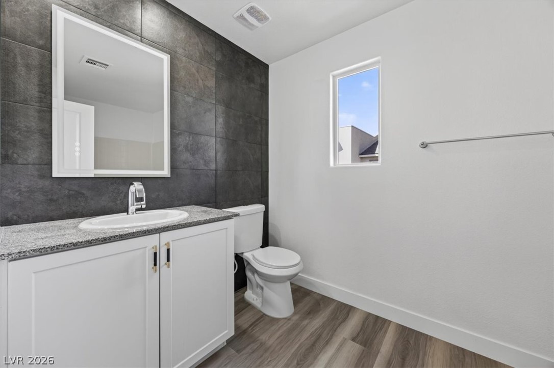 6811 Sage Gold Court Property Photo 25