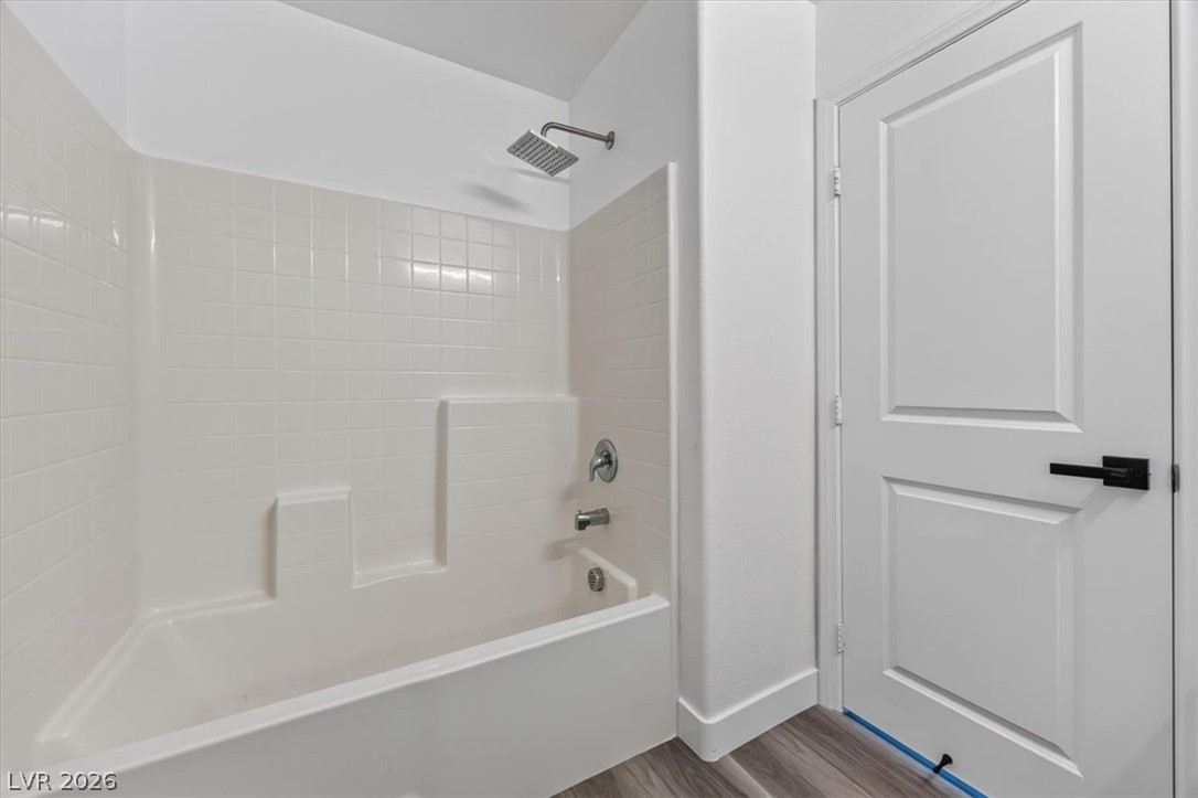6811 Sage Gold Court Property Photo 30
