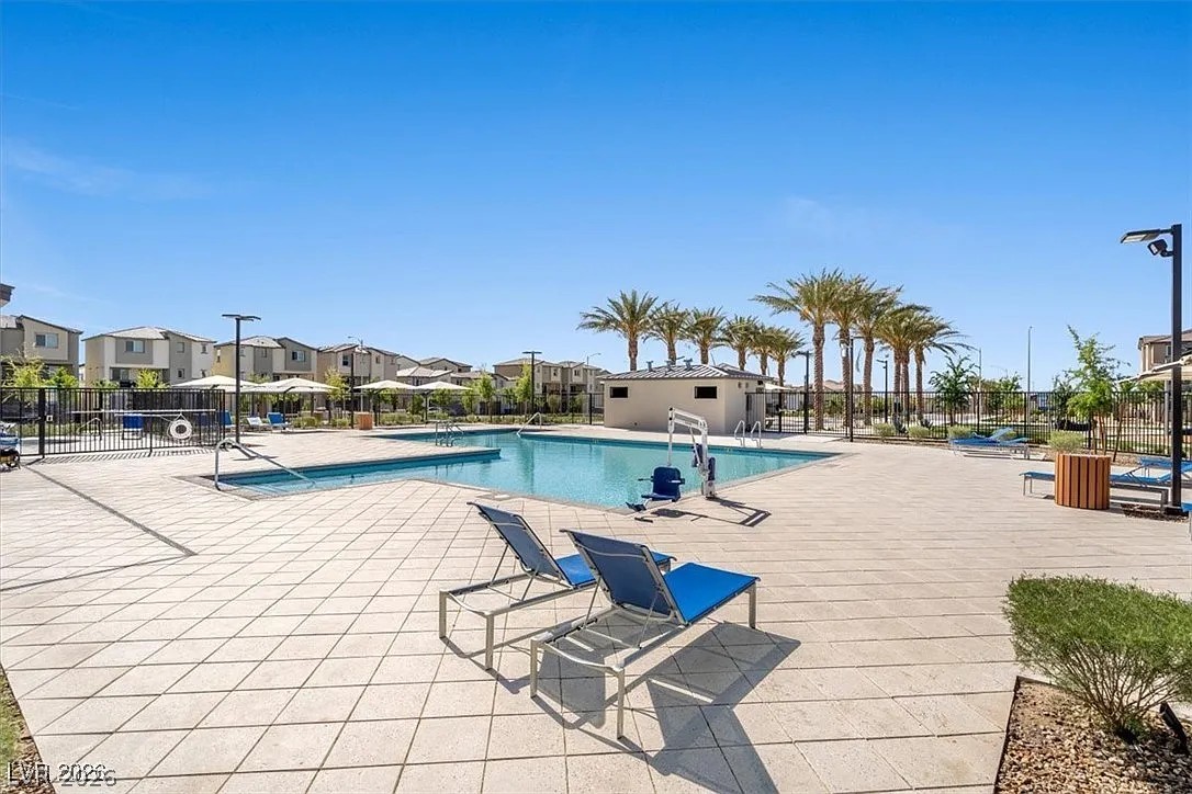 6811 Sage Gold Court Property Photo 38