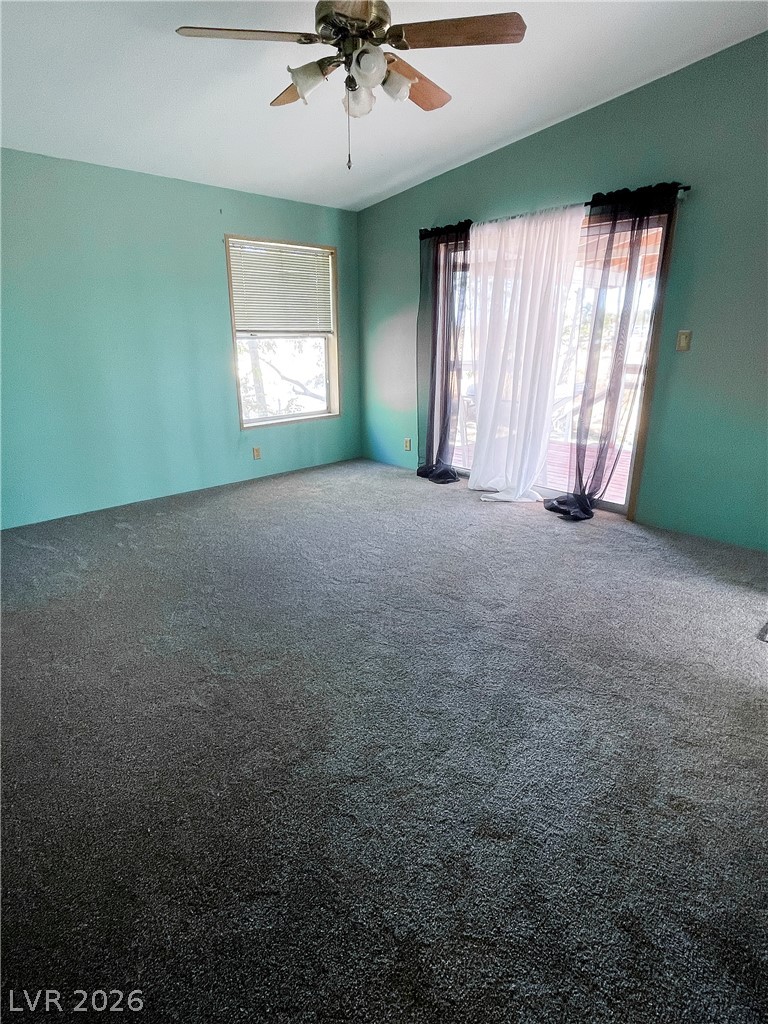 75 West Obsidian Avenue Property Photo 13