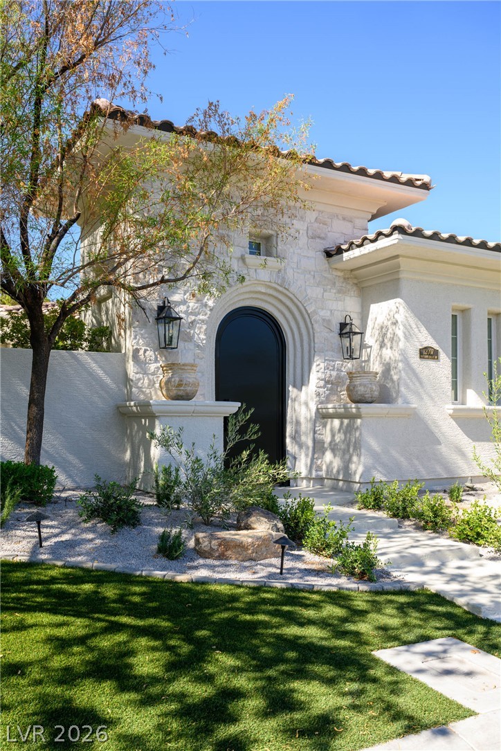 12007 Oakland Hills Drive Property Photo 1