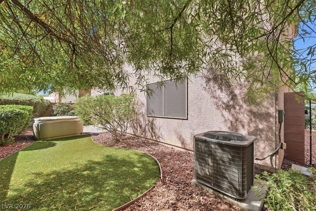 7950 Lost Ranger Peak Street Property Photo 7