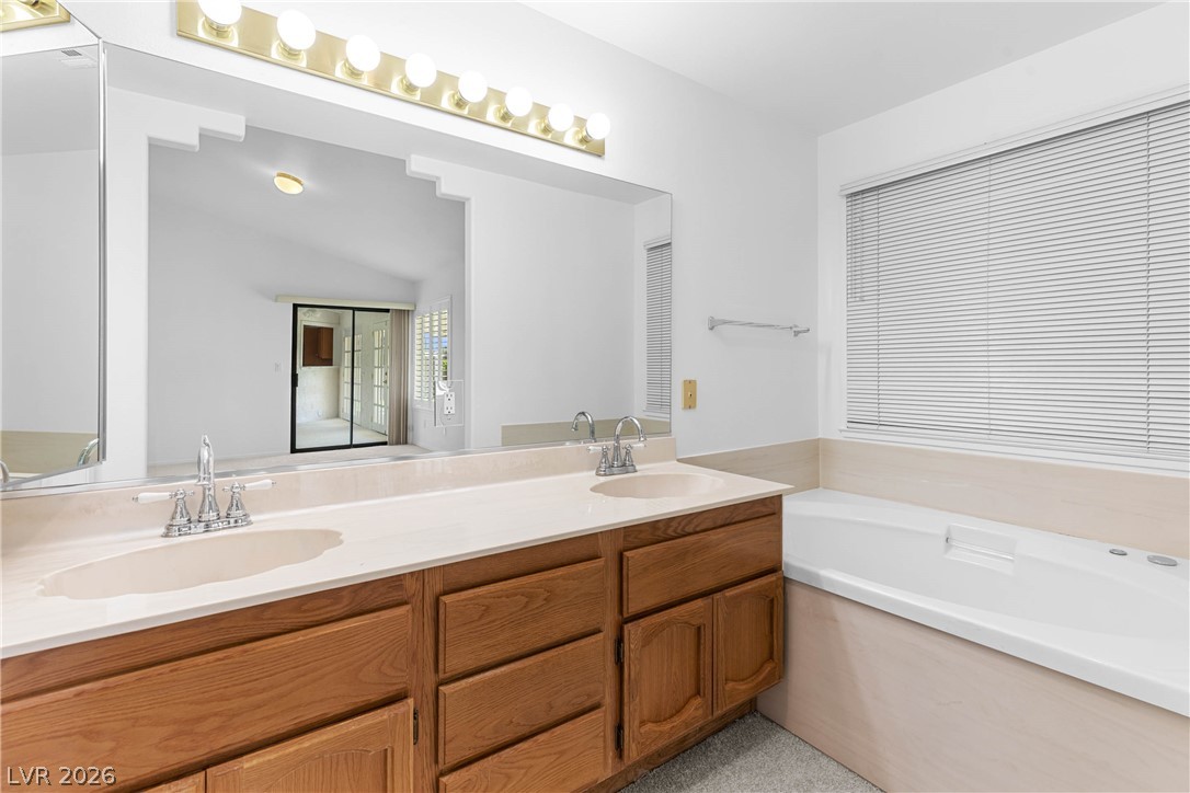 3616 Fox Glen Parkway Property Photo 12