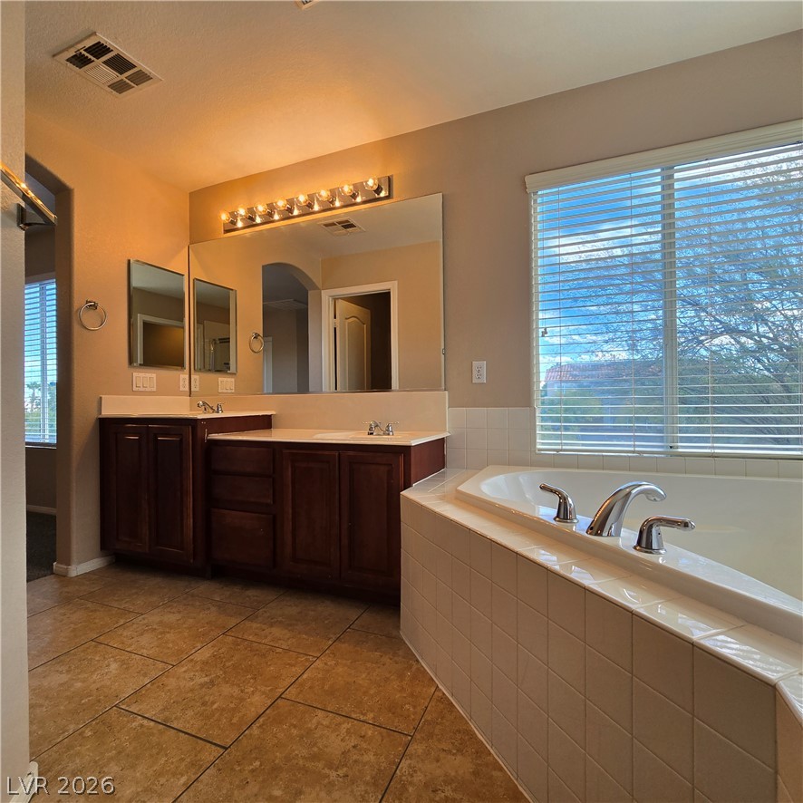 9333 Harbor Stream Avenue Property Photo 26