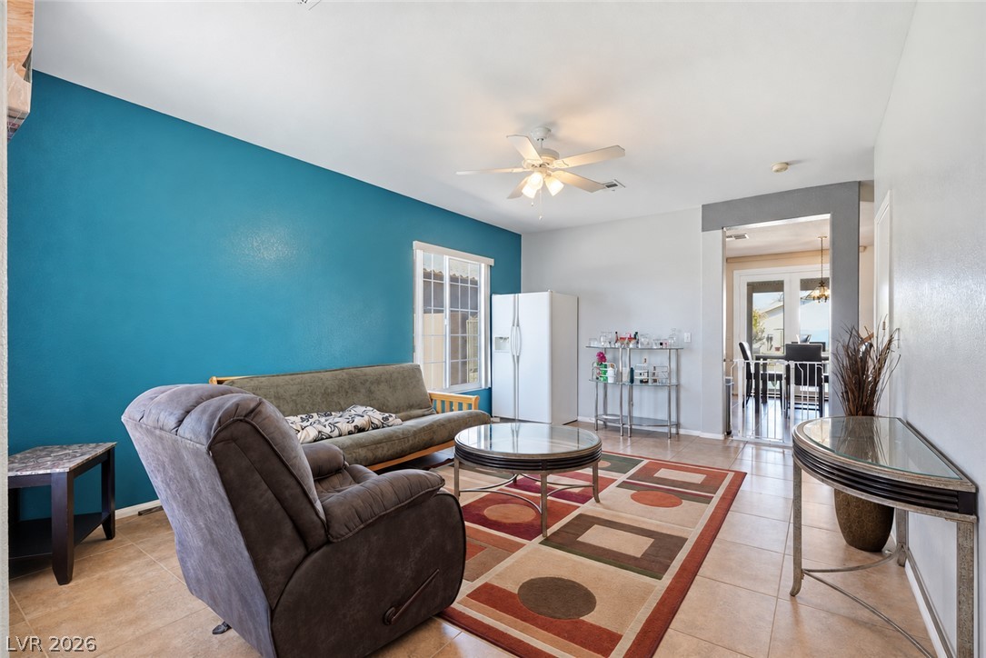 1608 Knoll Heights Court Property Photo 6
