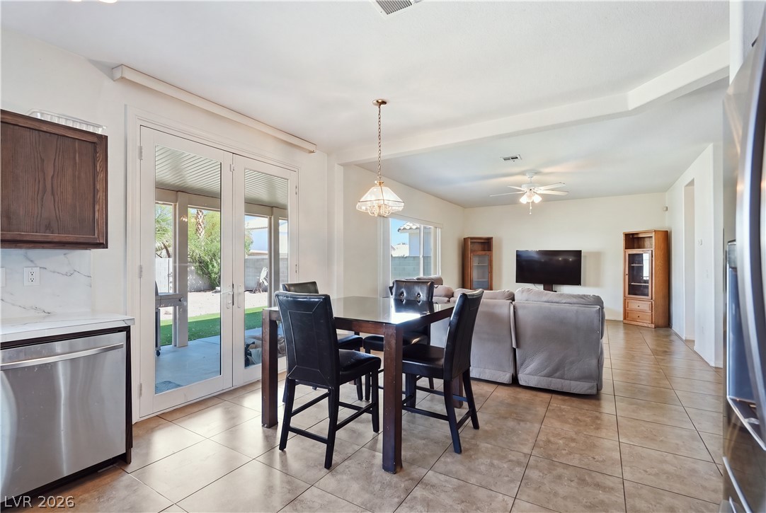 1608 Knoll Heights Court Property Photo 12