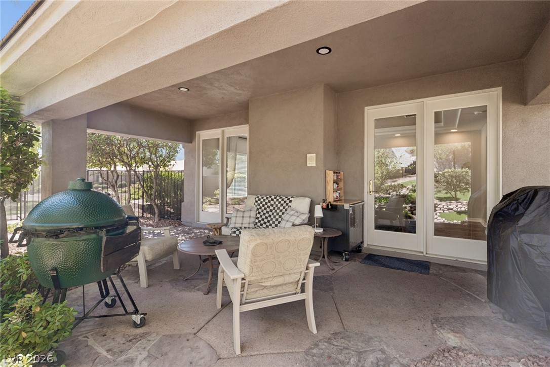 9916 Aspen Knoll Court Property Photo 12