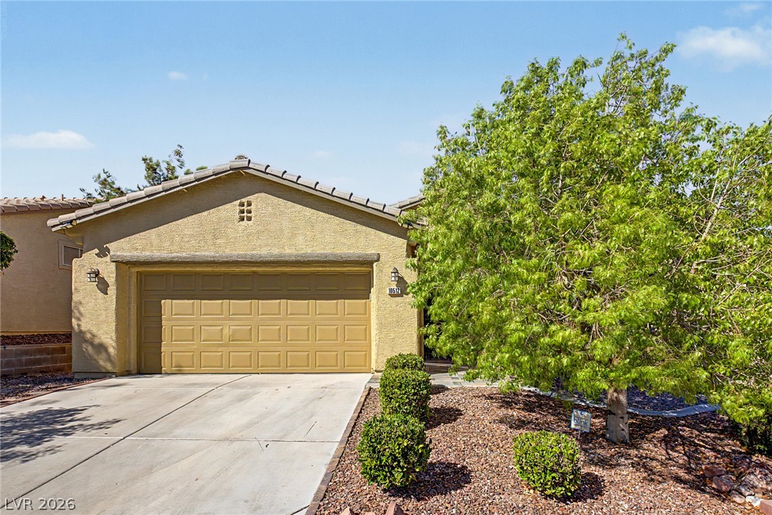 10512 Courtney Cove Avenue Property Photo 3
