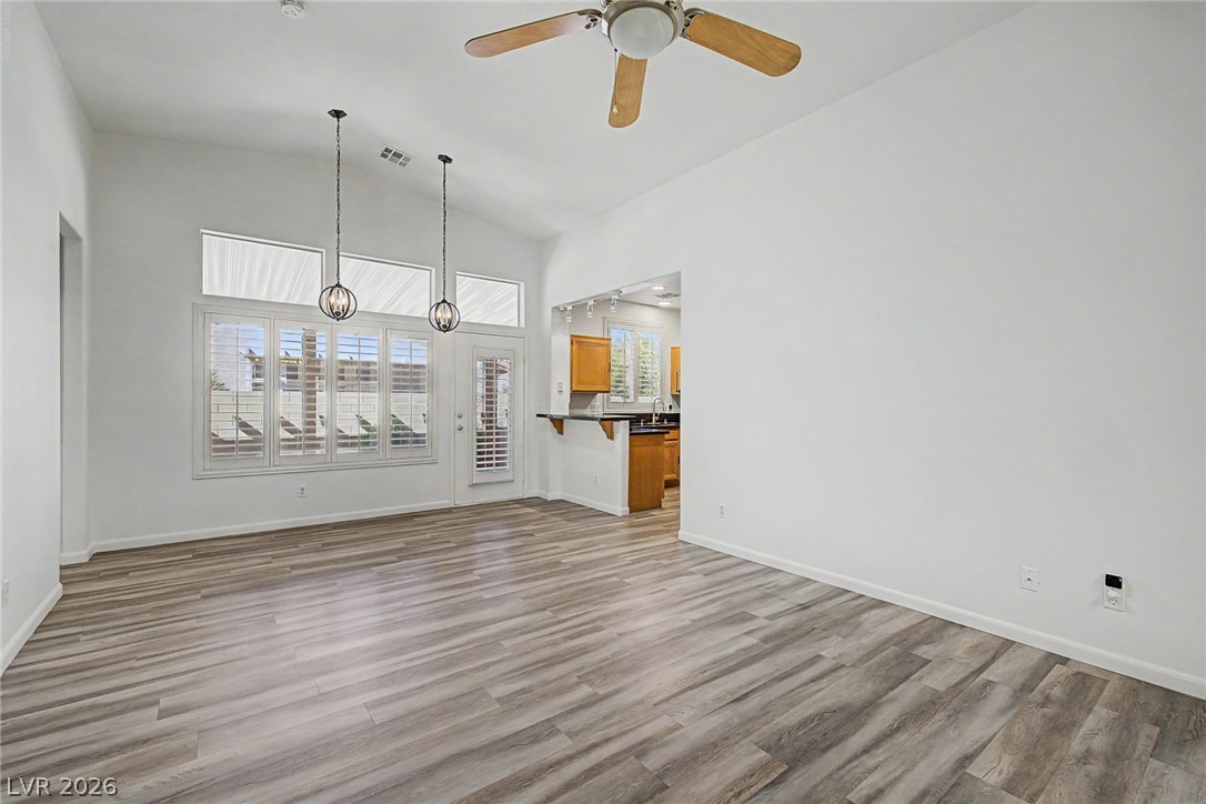10512 Courtney Cove Avenue Property Photo 9