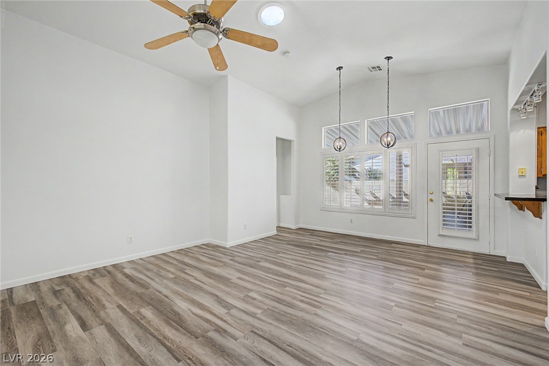 10512 Courtney Cove Avenue Property Photo 10