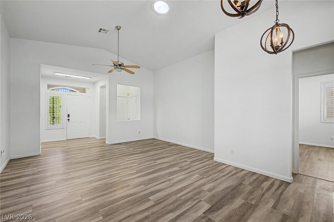 10512 Courtney Cove Avenue Property Photo 11